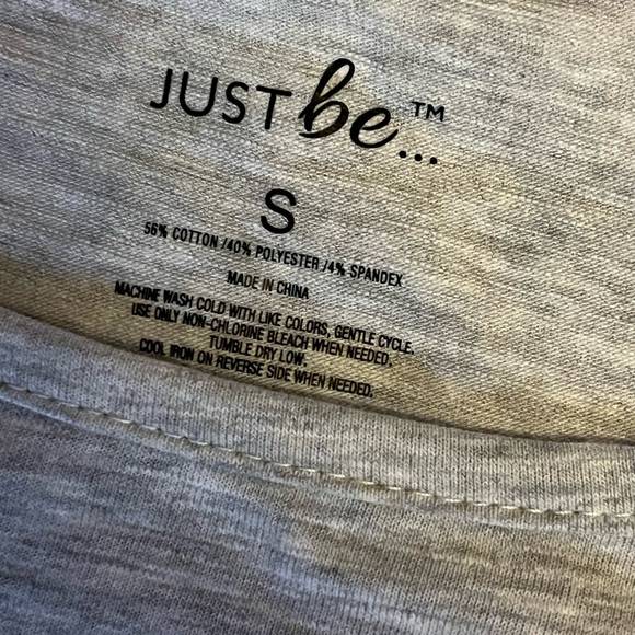 Gray Short Sleeve Dress - Picture 2 of 5